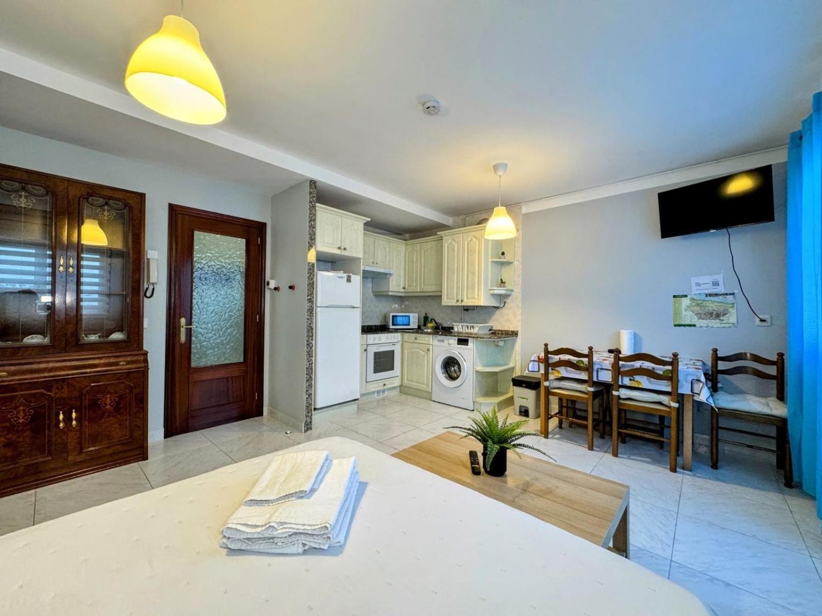 Apartamento Elena Centrico Con Wifi Onís Esterno foto